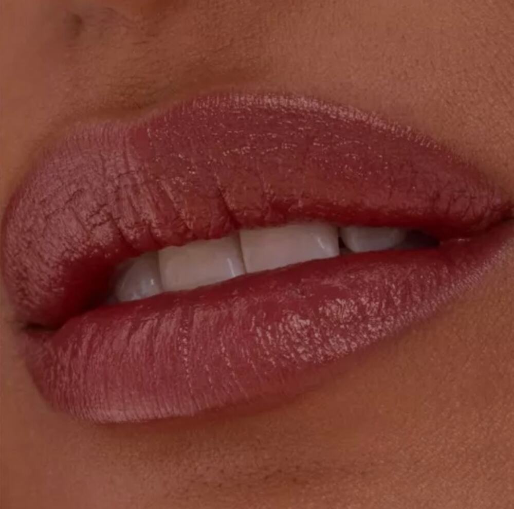 Maybelline 107 Blind Date Satin Lipstick NEW